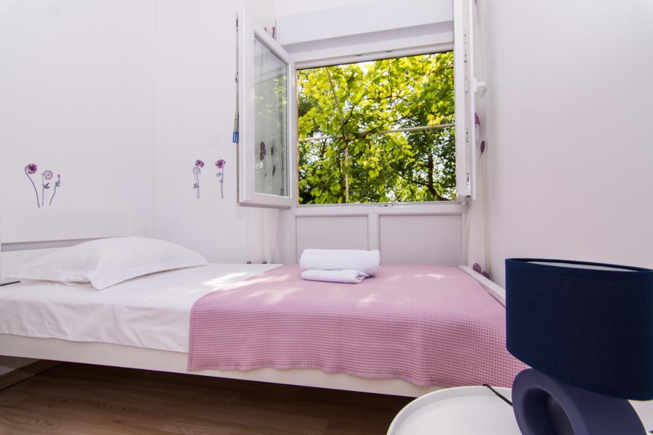 Apartman Sun Solin Lägenhet Exteriör bild